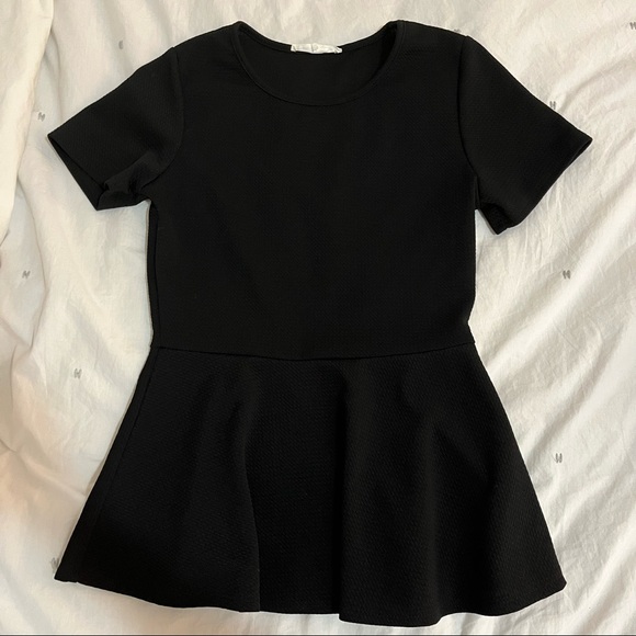 Black babydoll ruffles blouse - Picture 2 of 3